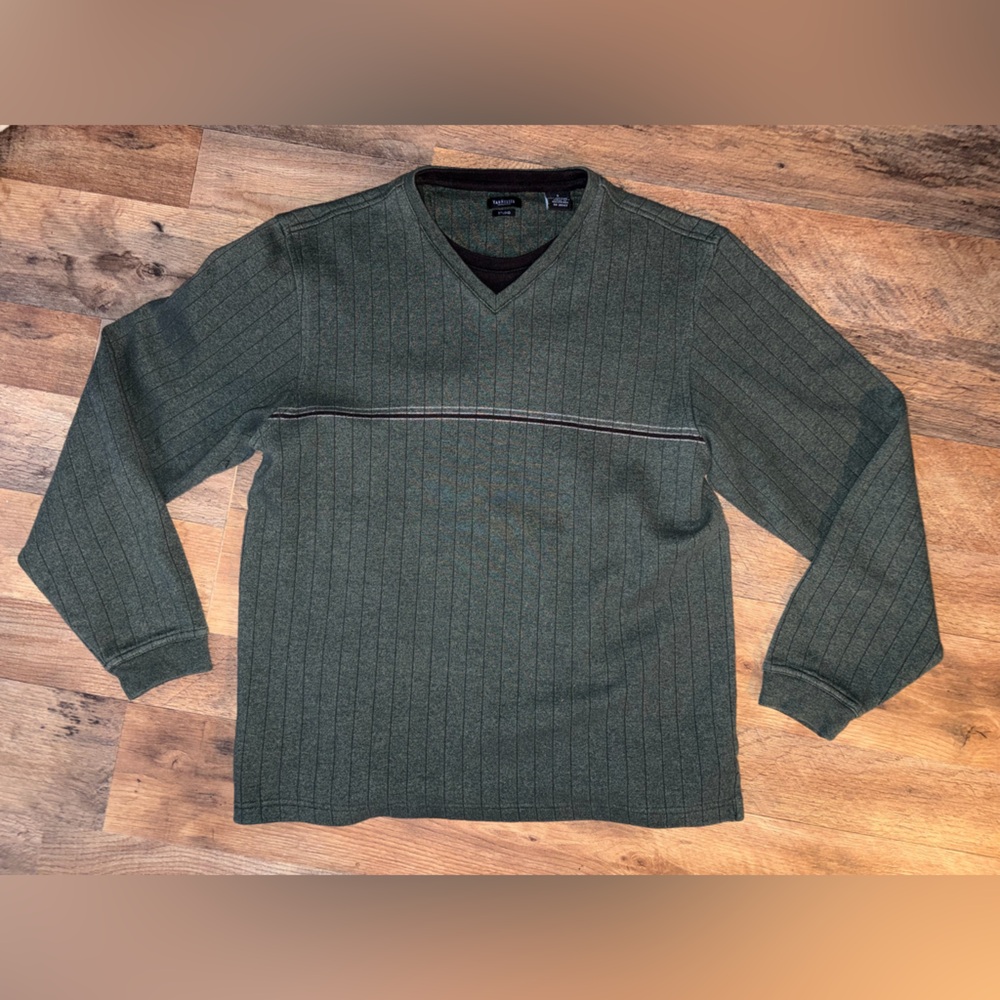 VanHeusen sweater